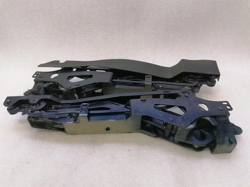 Porsche 911 (991) Porsche 911 991 boat hinge set 99151415101 tailgate hinge 99151415201 set Body type: Targa
Fuel: Petrol