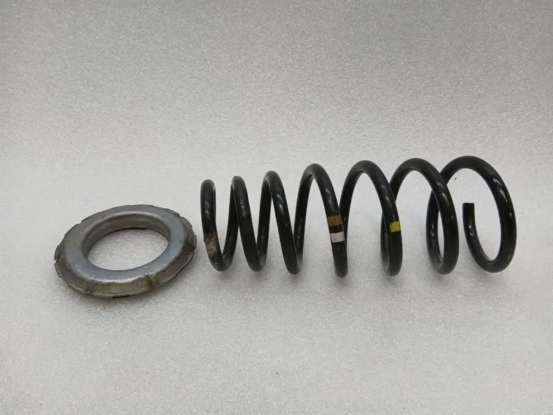 Porsche 911 (991) Porsche 911 991 coil spring front 99134353122 suspension spring front PDCC Body type: Coupe
Fuel: Petrol