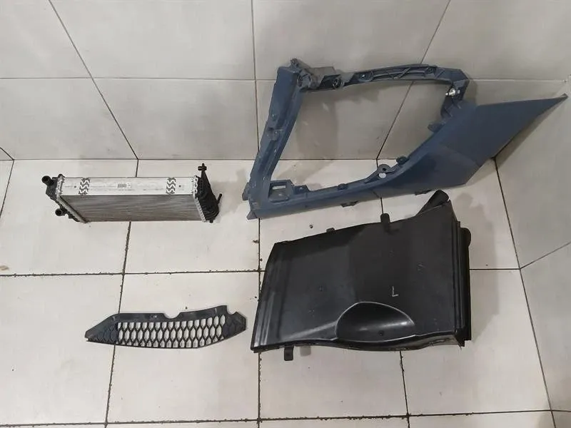 Audi R8 Audi R8 4S Performance rear panel 4S01212A LH SET SIDE PART LEFT SET