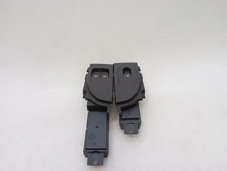 Maserati GranTurismo / GranCabrio Maserati Granturismo M145 Switch Door ECU 293426 RHD WINDOW Switch 215015 SET
