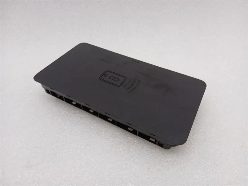BMW 3 (G20 / G21) BMW 3 Series M3 G80 G20 Phone Charger 5A1DB18 Wireless Charger Body type: Saloon
Fuel: Petrol