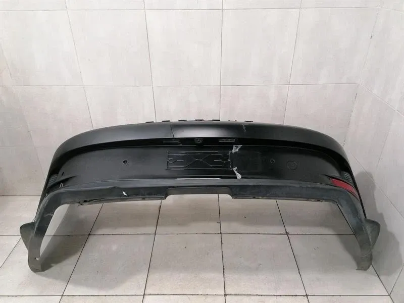Porsche 911 (992) Porsche 911 992 GT3 Rear Bumper 9GT898014A PDC Rear Bumper FAULTY Body type: Coupe
Fuel: Petrol