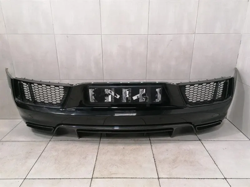 Audi R8 Audi R8 4S Spyder rear bumper 4S0807303B carbon spoiler rear bumper carbon Body type: Convertible
Fuel: Petrol