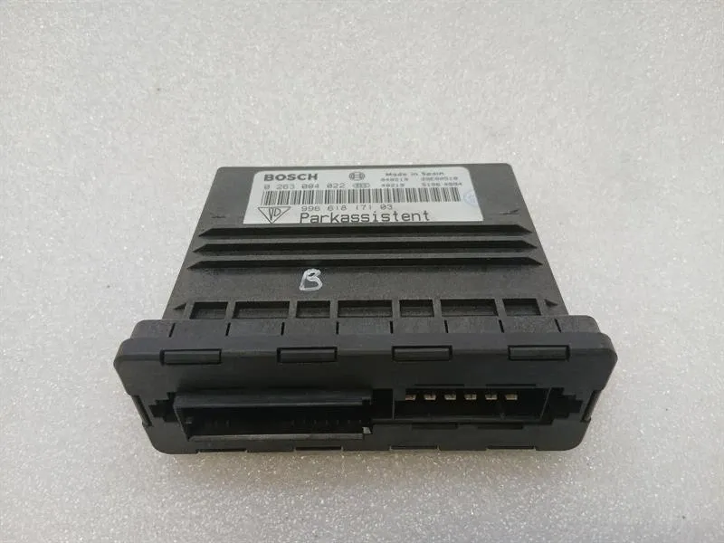 Porsche 911 (996) Porsche 911 996 electronic module 99661817103 control unit PDC Body type: Convertible
Fuel: Petrol