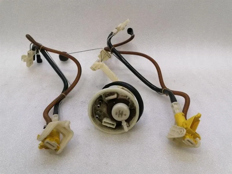 Porsche 911 (996) Porsche 911 996 Fuel Level Sensor 99662010802 Fuel Level Sensor Body type: Coupe
Fuel: Petrol