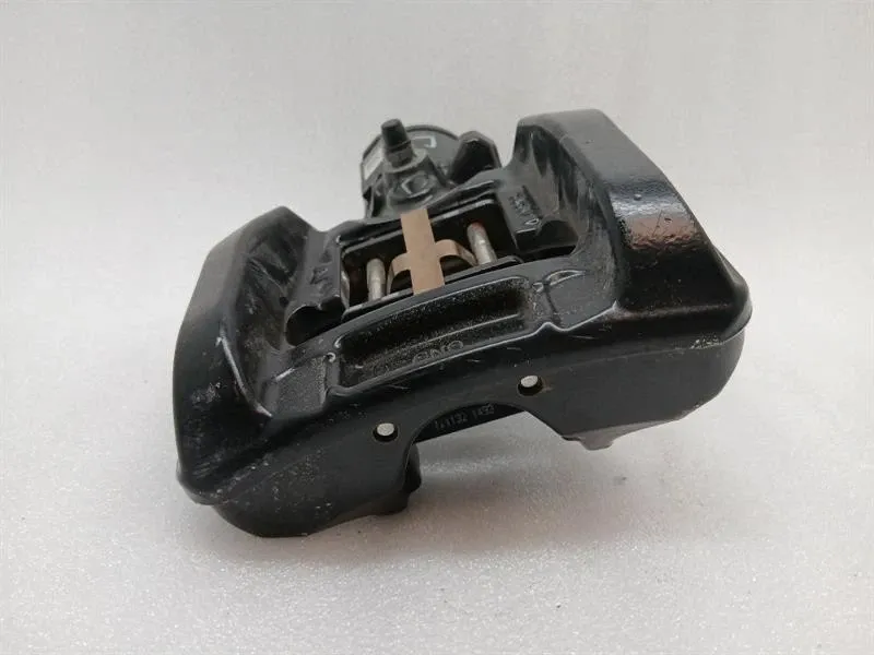 Audi R8 Audi R8 4S left rear caliper 4S0615407 parking brake caliper rear left