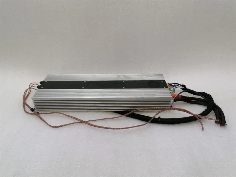 Mercedes-Benz C (W203) Võimendi (BOSE) Amplifier ZAPCO ST-6X-DSP-III 6-Channel 150W Am...