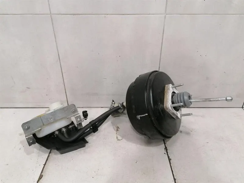 Maserati GranTurismo / GranCabrio Maserati Granturismo M145 Brake Servo 02040511221 Brake Booster 209079