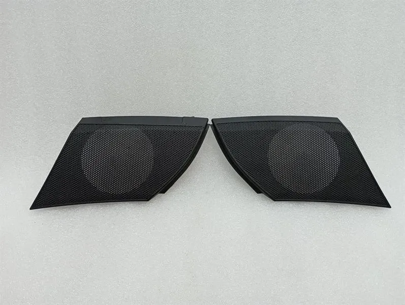 Ferrari California Ferrari California T F149 14-17 Cover 85348800 Dashboard Speaker Cover Set Body type: Convertible
Fuel: Petrol