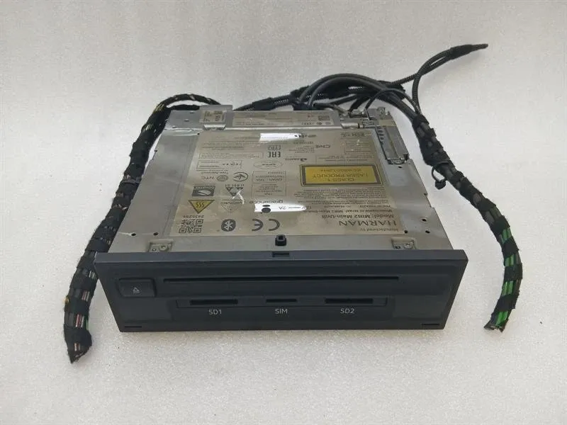 Audi R8 Audi R8 4S Performance Head Unit 4S0035021T MIB2 Main Unit