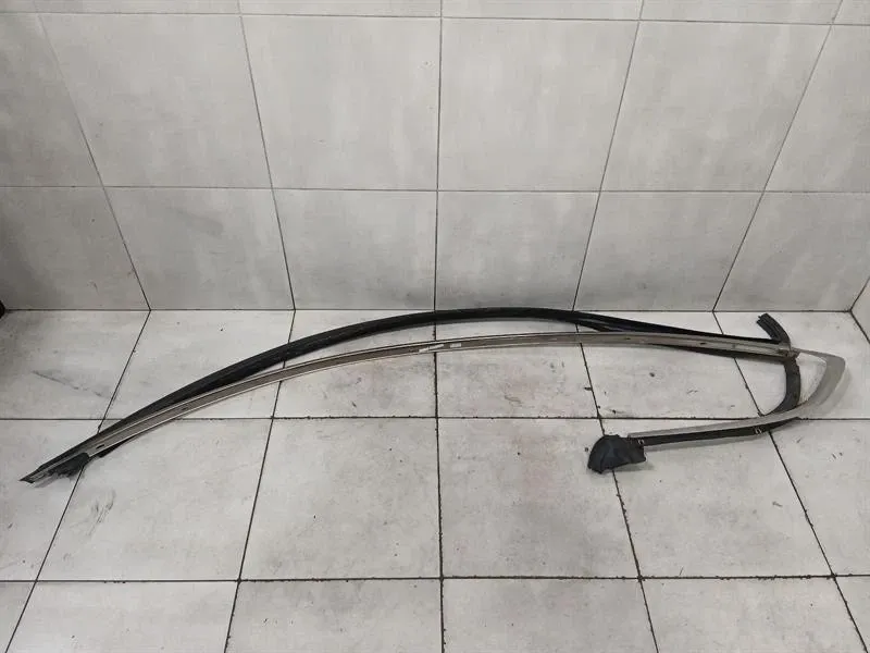 Bentley Continental GT, GTC, Flying Spur Body Moulding Bentley Continental GT W12 Speed Left Body Moul...