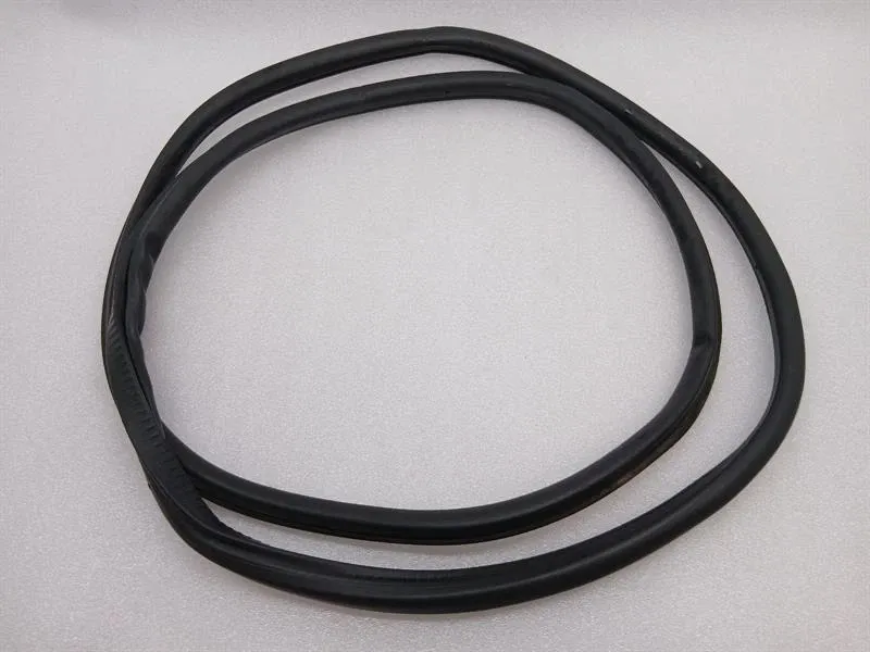 Bentley Continental GT, GTC, Flying Spur Door Seal Bentley Continental GT W12 Speed Bonnet Seal 3W...