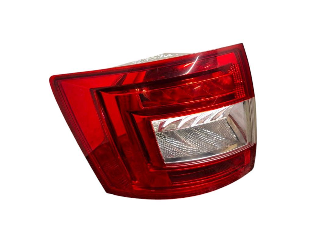 5E9945111A Tail light left SKODA OCTAVIA III (5E) (2012-2019)