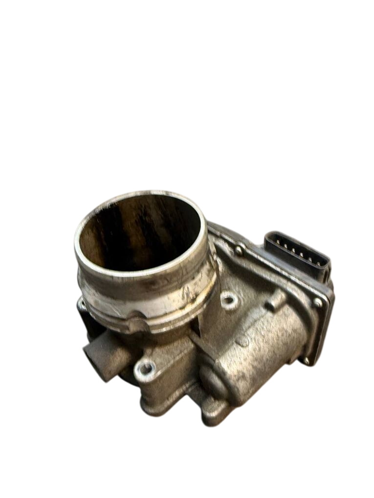 Volvo V70 Throttle body 32202650 31293930 Throttle body VOLVO V70 III (...