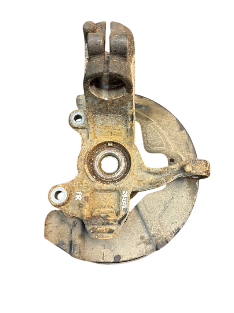 Volvo S60 Wheel bearing housing front right 8250536 Wheel bearing housing front right VOLVO...