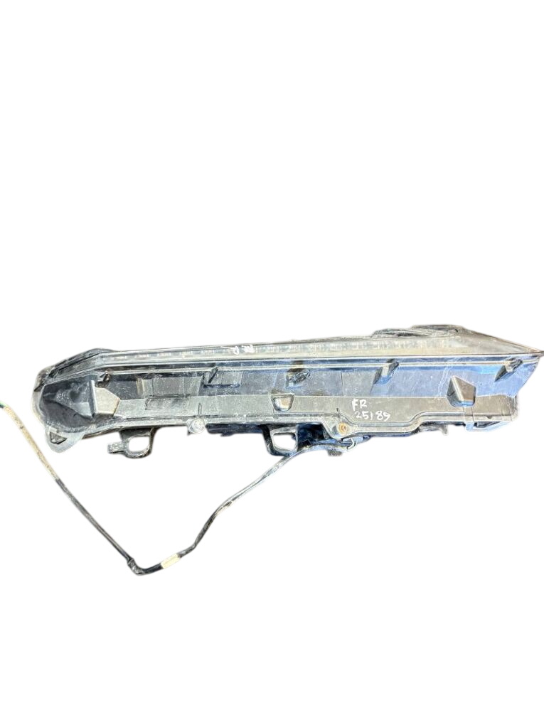 Lexus NX Position Light front right 8161078040 Position Light front right LEXUS NX ...