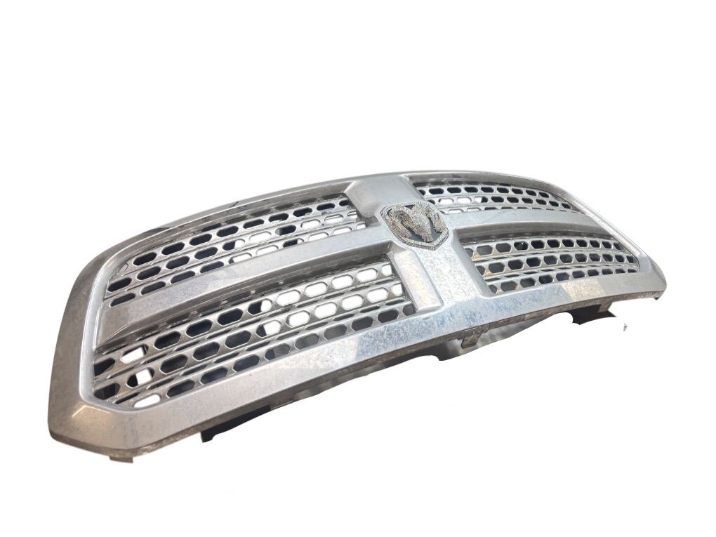 68093930AC Radiator Grille RAM RAM 1500 2500 3500 (DJ, DS) (2010-2018)