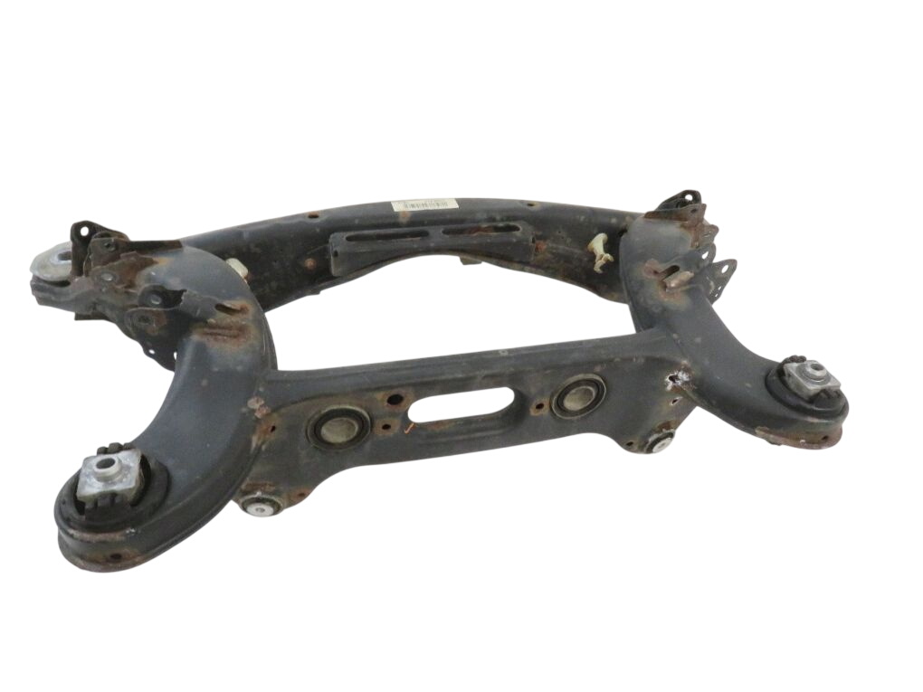 Mercedes-Benz A (W176) Taka-akselin palkki A2073509702 A212350380564 Rear axle Beam MERCED...