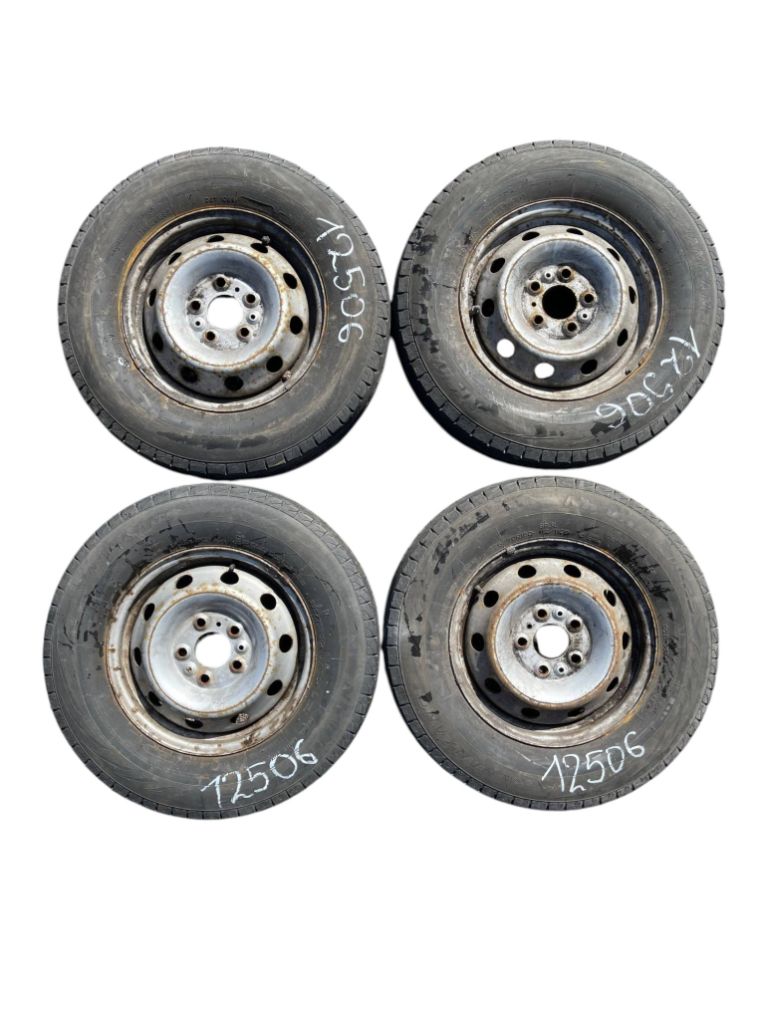 Peugeot Boxer Rim set With Tyres 4 pcs 6JX15 ET68 D71.1 5/118 Rim set With Tyres 4 pcs...