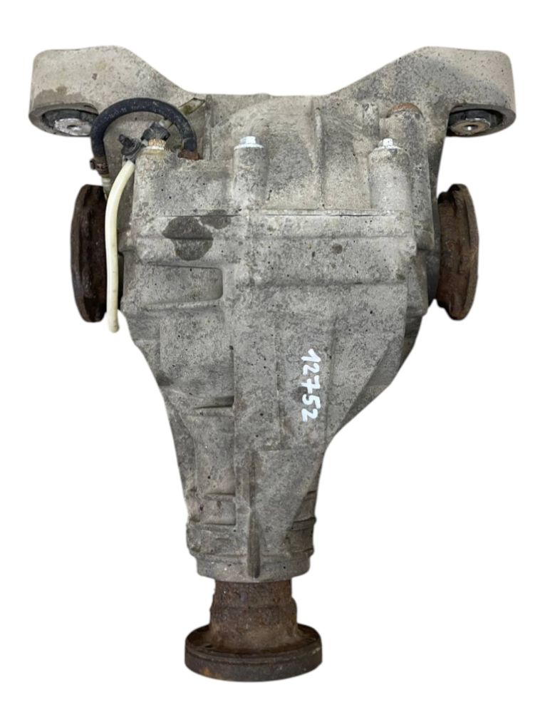Volkswagen Touareg Rear axle differential FKU 0AB525015C Rear axle differential VW TOUARE...