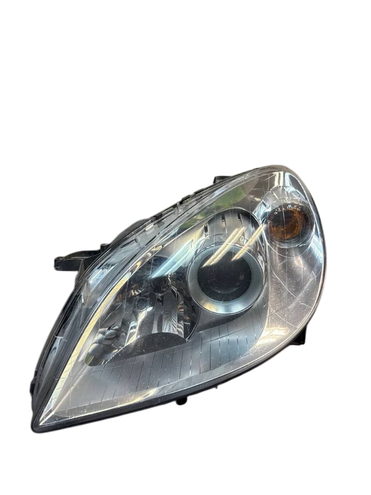 Mercedes-Benz A (W169) headlight left A1698201761 1698201761 0301220201 Headlight lef...