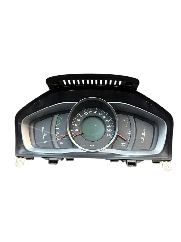Volvo V70 instrument cluster 31412864 Instrument Cluster VOLVO V70 III (BW) ...