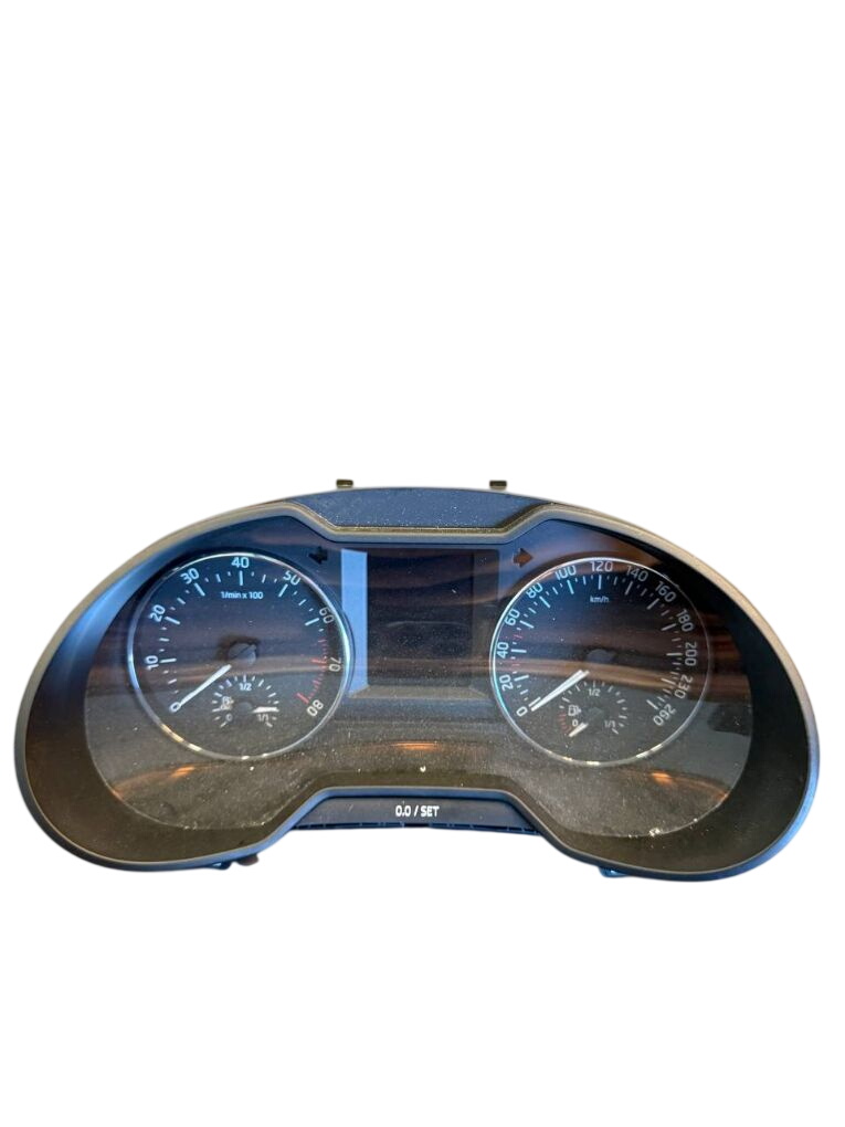 Skoda Octavia приборы 5E0920752C Instrument Cluster SKODA OCTAVIA III...
