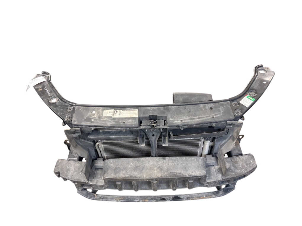 Volkswagen Touran Front panel 1T0805588AF Front panel VW TOURAN (1T3) (2010-2...