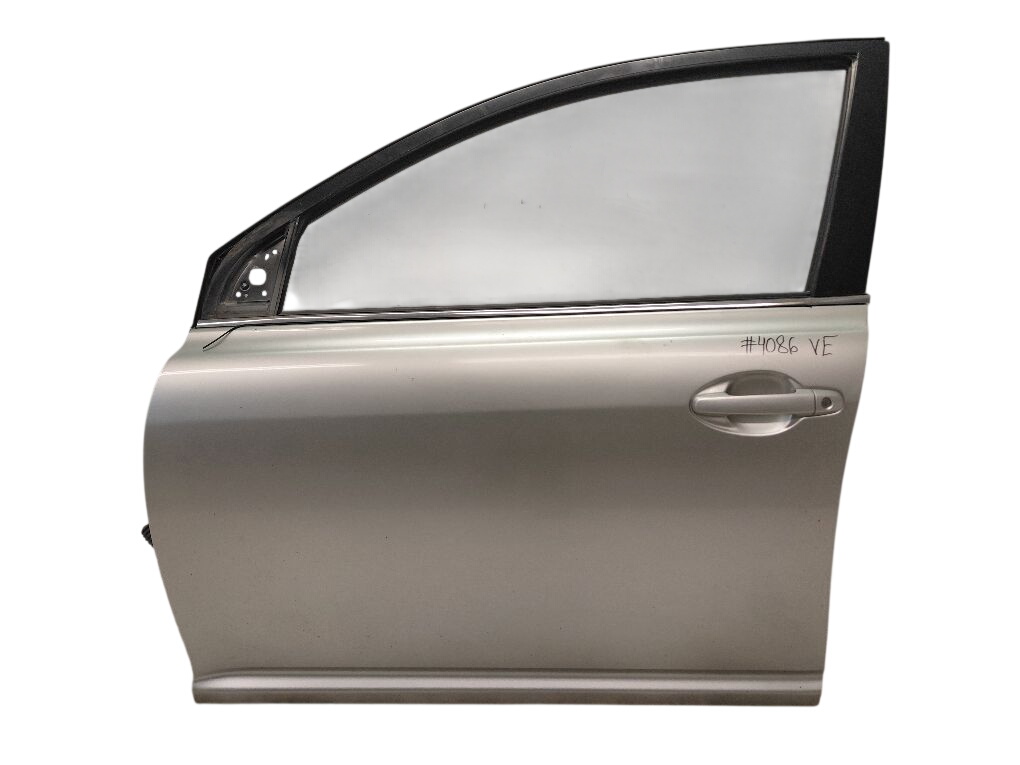 Toyota Avensis (T25) Door Front Left 6700205050 Door Front Left TOYOTA AVENSIS (T250...