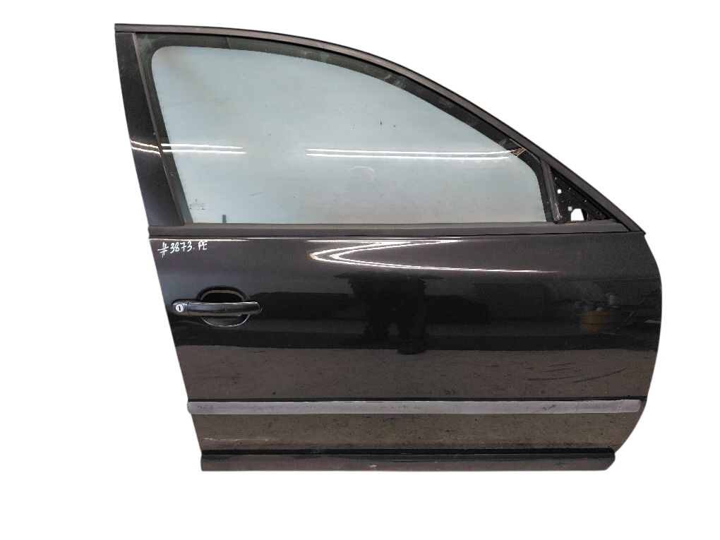 Volkswagen Passat Door Front Right 3B4831052BE Door Front Right VW PASSAT B5 (3B2)...
