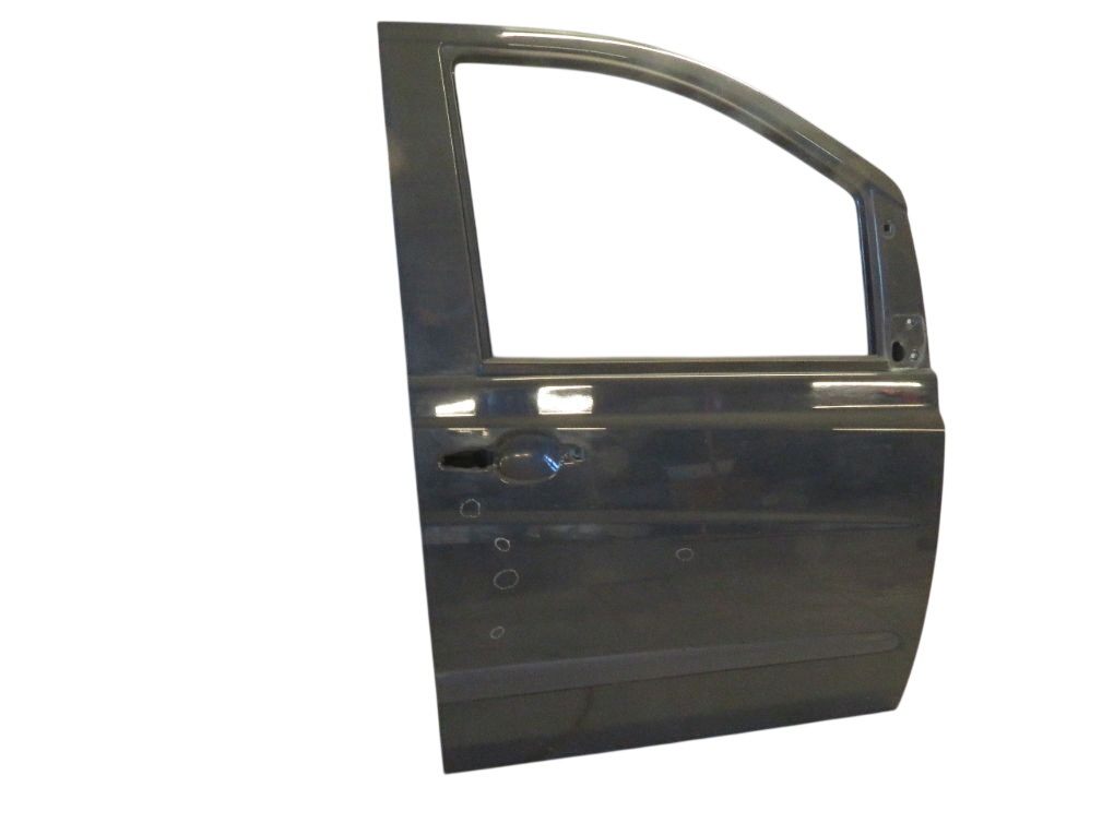 Mercedes-Benz Viano / Vito (W639) Door Front Right A6397201105 Door Front Right MERCEDES-BENZ VITO...