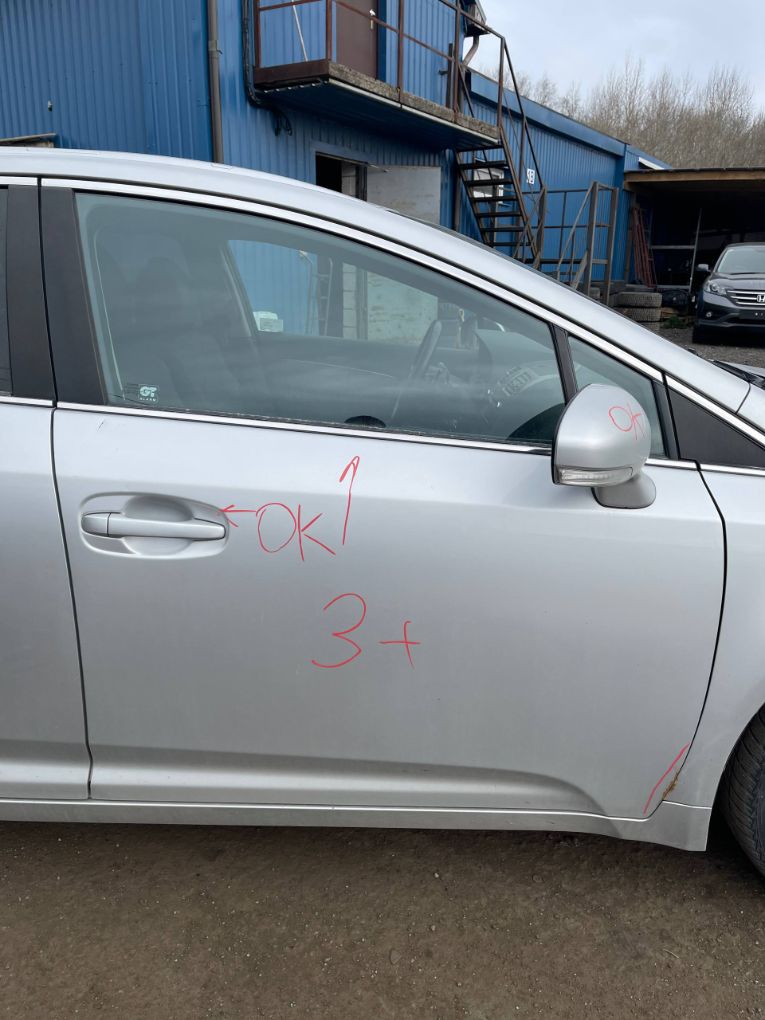 Toyota Avensis (T27) Door Front Right 6700105070 Door Front Right TOYOTA AVENSIS (T27...