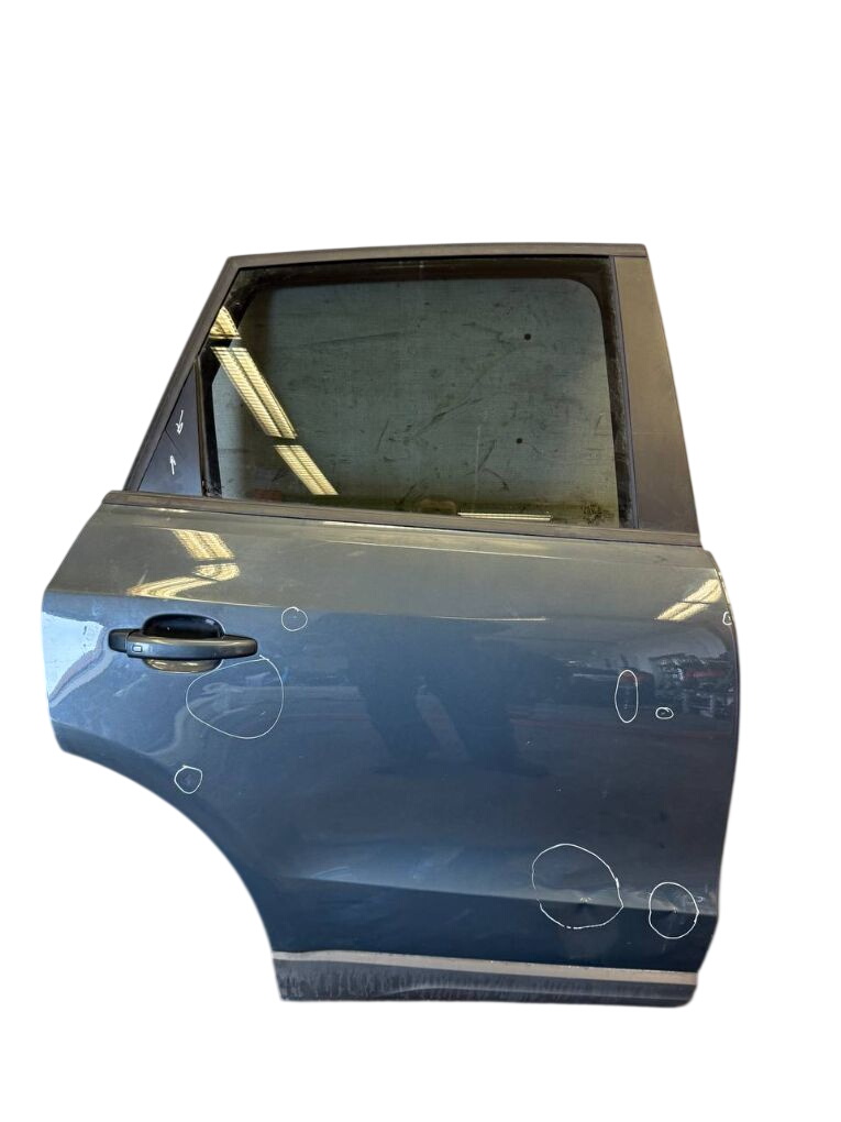 Audi Q5 (8R) Door Rear Right 8R0833052B Door Rear Right AUDI Q5 (8R) (2008-2...