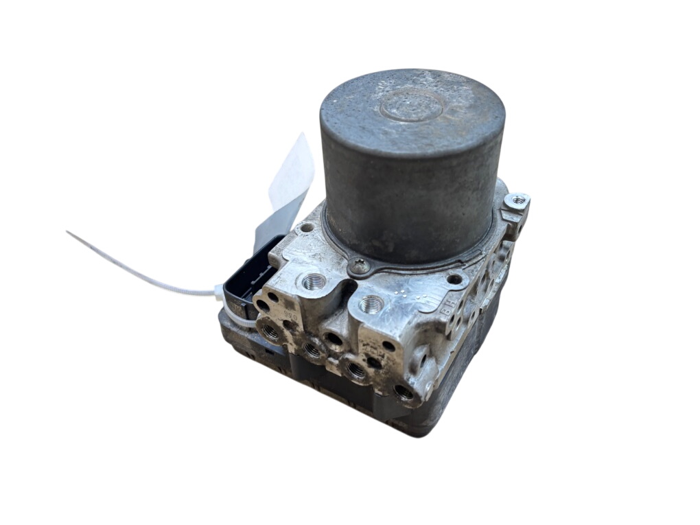 Toyota RAV4 (XA40) ABS hydraulic unit / pump 4405042682 ABS hydraulic unit / pump TOYOTA RAV...