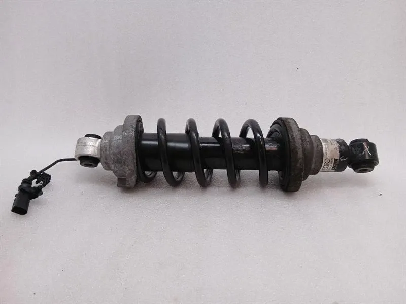 Audi R8 Audi R8 4S AWD shock absorber rear 4S0512019C spares or repair shock absorber Hi Body type: Coupe
Fuel: Petrol