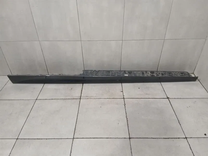 Audi R8 Audi R8 4S Performance side skirt 4S0853856 right side sill right