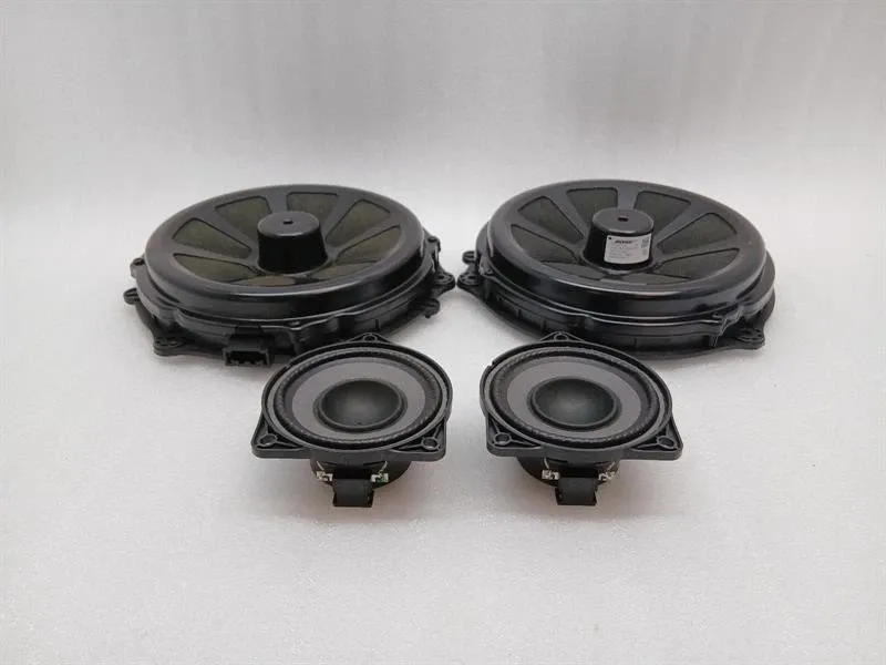Porsche Boxster (981) Porsche Boxster 981 Speaker 7PP035454P BOSE Speaker SET SET Body type: Convertible
Fuel: Petrol