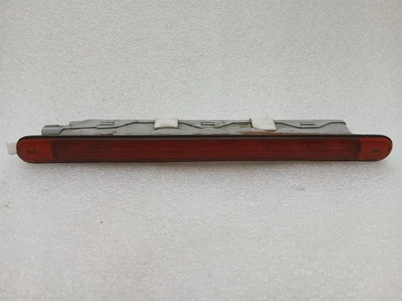 Porsche 911 (996) Porsche 911 996 Stop Light 99663105000 Brake Light with Faulty Body type: Convertible
Fuel: Petrol