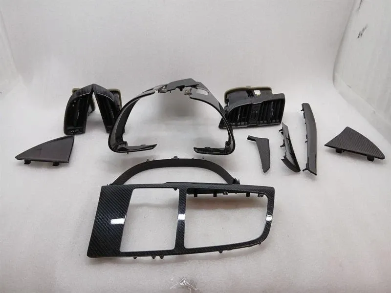 Audi R8 Audi R8 4S AWD veneer set carbon gloss carbon 4S2857130D right hand drive RHD Body type: Convertible
Fuel: Petrol