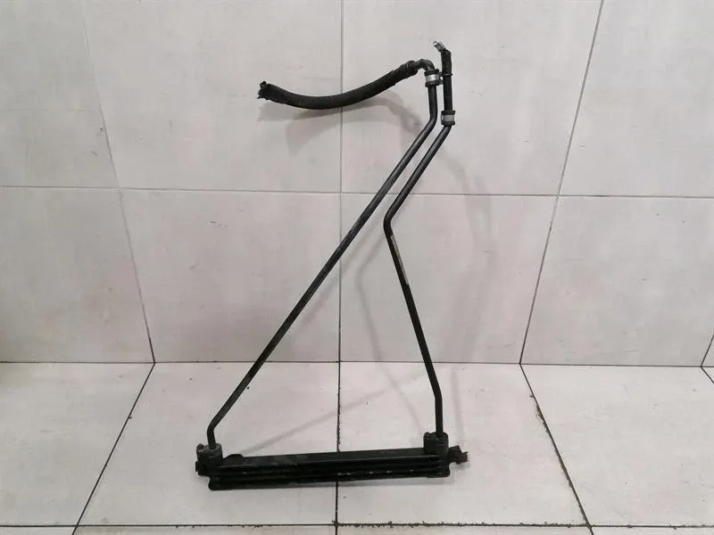 Ferrari FF Ferrari FF F151 power steering radiator 239202 servo oil cooler 268110 Body type: Hatchback
Fuel: Petrol