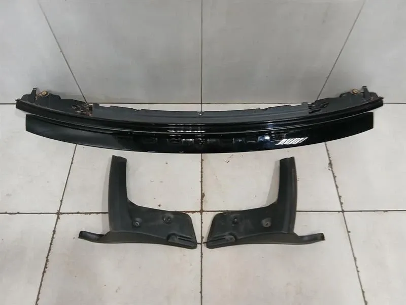 Porsche Panamera Porsche Panamera 976 G3 2024-2026 Rear Light 976945207BQ Tail Light Body type: Hatchback
Fuel: Hybrid