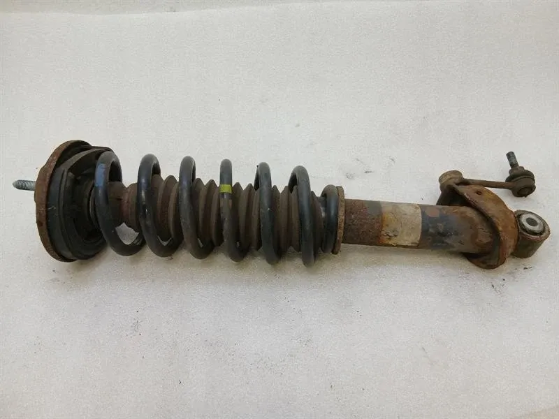 Porsche 911 (996) Porsche 911 996 shock absorber rear 99633305133 shock absorber rear Body type: Convertible
Fuel: Petrol