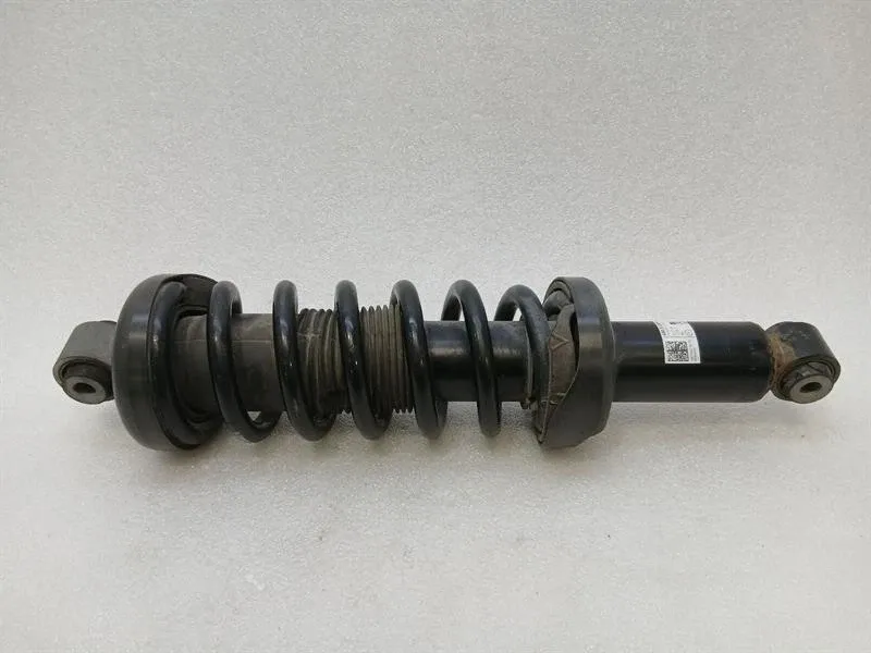 Audi R8 Audi R8 4S Performance shock absorber rear 4S0512019G shock absorber rear Body type: Coupe
Fuel: Petrol