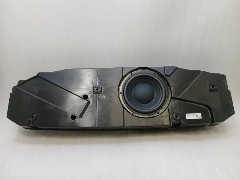 Porsche Taycan PORSCHE TAYCAN 9J SPEAKER 9J1035481 BASS SPEAKER BASS BOSE SUBWOOFER Body type: Saloon
Fuel: ELECTRIC