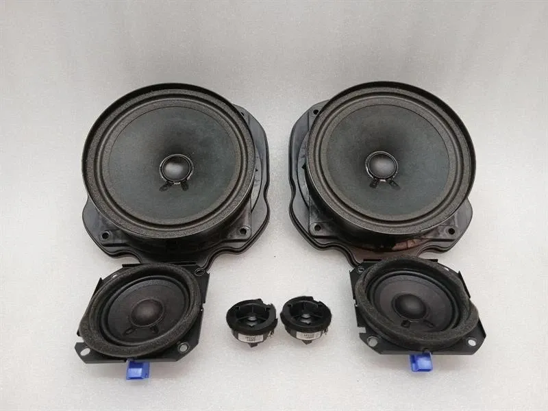 Ferrari California Ferrari California F149 08-14 4.3 Speaker 252908 SET Speaker Set Body type: Convertible
Fuel: Petrol