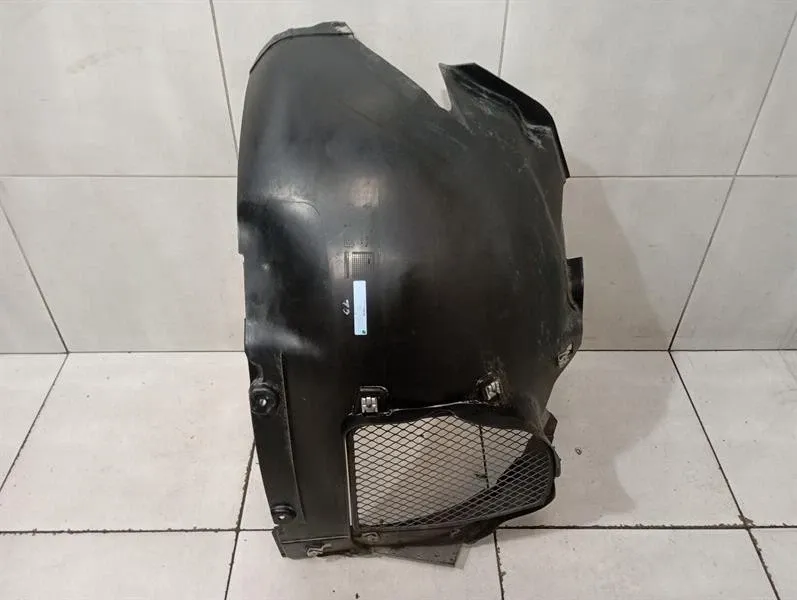 Porsche 911 (991) Porsche 911 991 Wheel Arch Liner Right 99150470280 Wheel Arch Cover