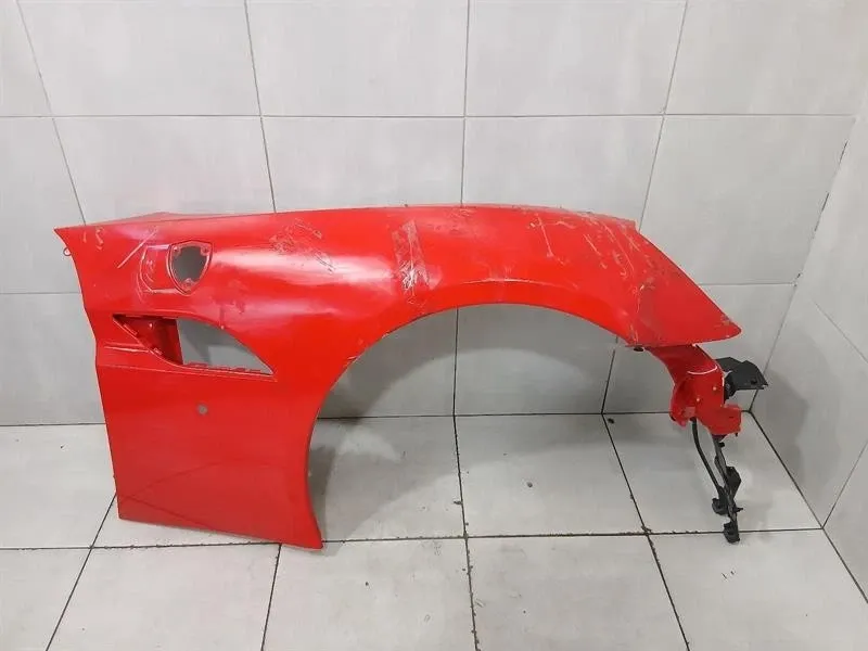 Ferrari California Right Wing Ferrari California F149 08-14 4.3 Right Wing 80...
