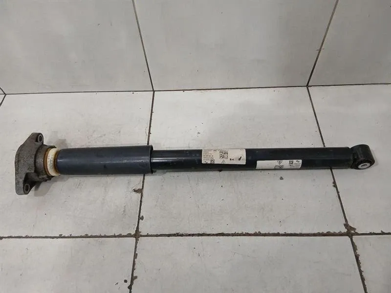 Porsche Taycan Porsche Taycan 9J shock absorber rear 9J1513035C shock absorber rear Body type: Saloon
Fuel: ELECTRIC