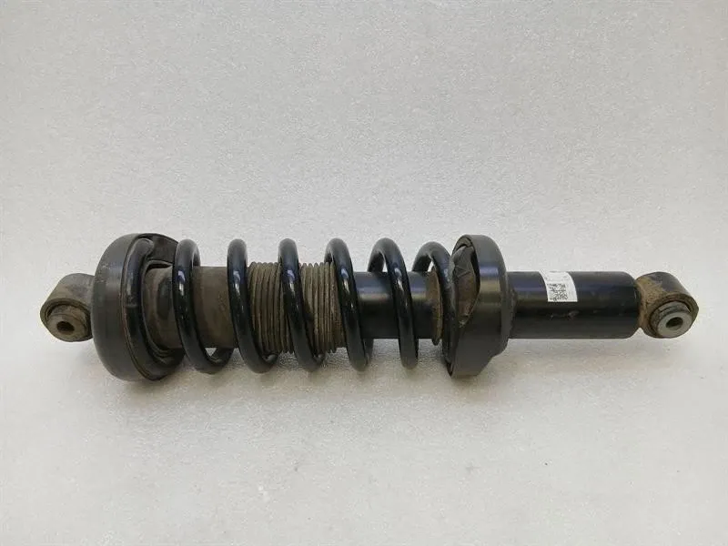 Audi R8 Audi R8 4S Performance shock absorber rear 4S0512019G shock absorber rear Body type: Coupe
Fuel: Petrol
