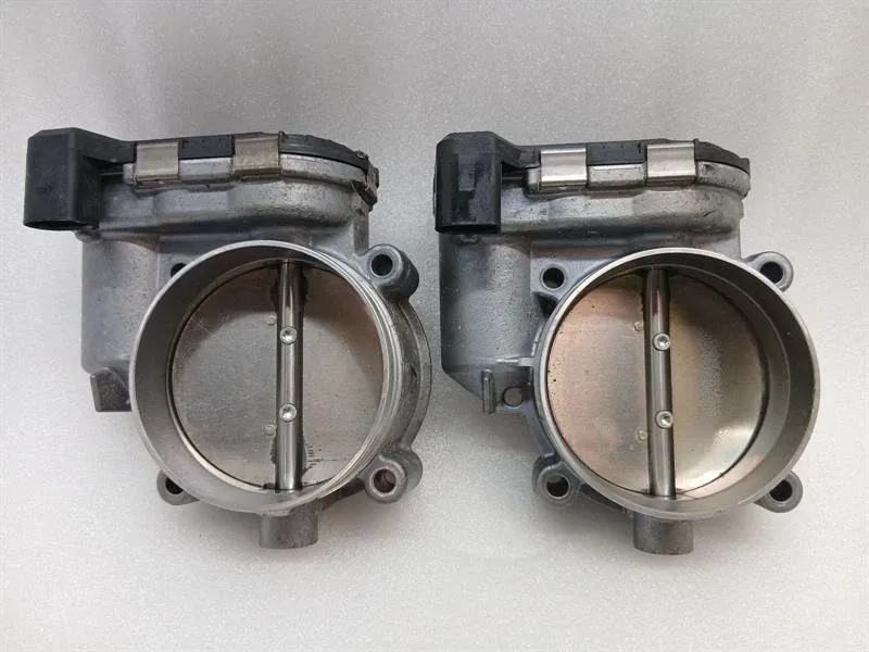 Audi R8 AUDI R8 4S PERFORMANCE THROTTLE BODY 07L133062K SET OF 2 THROTTLE BODY KIT